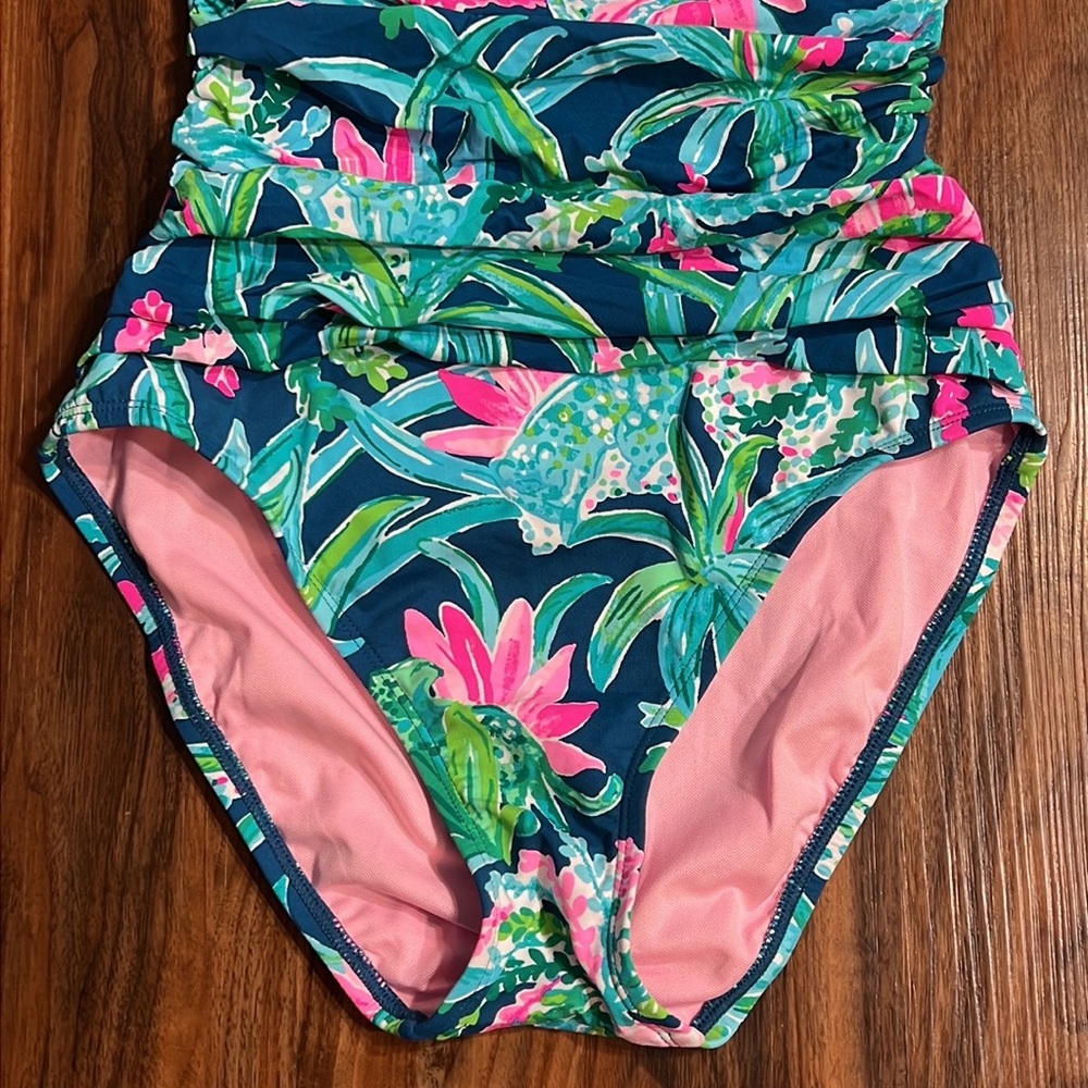 Lilly Pulitzer Flamenco One Piece - Picture 7 of 16